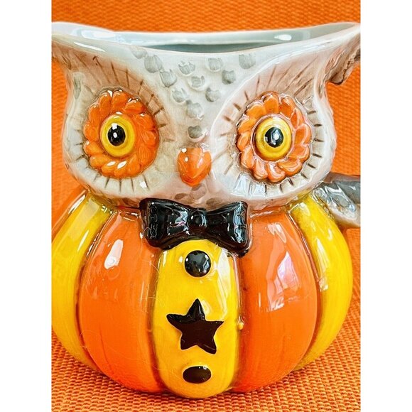 Joanna Parker Owl~Pumpkin Halloween Ceramic Creamer/Milk Jug ~ Displayed Only - Picture 2 of 10